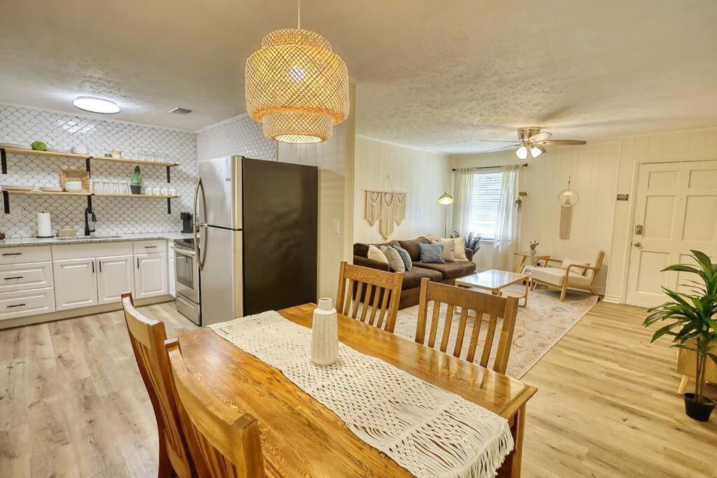 The Bohemian 1/2 Mi From Covington Square Villa Exterior photo