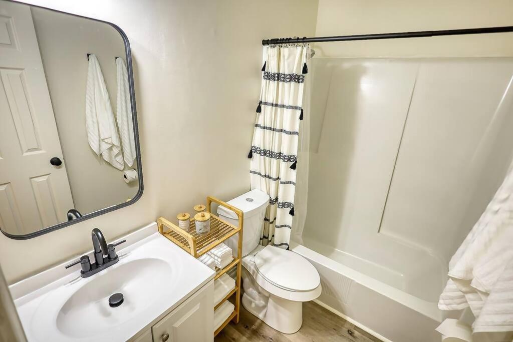 The Bohemian 1/2 Mi From Covington Square Villa Exterior photo
