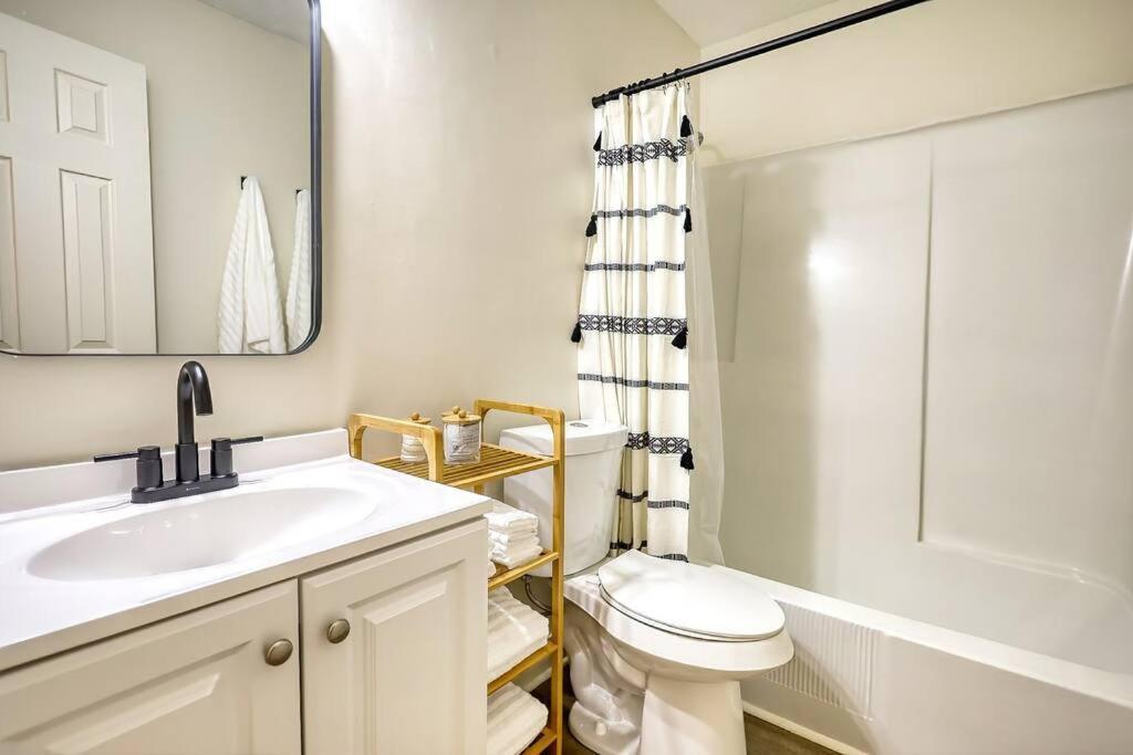 The Bohemian 1/2 Mi From Covington Square Villa Exterior photo